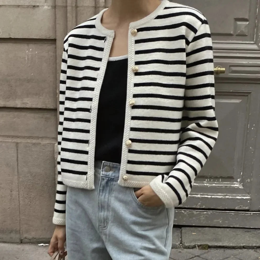 Elegant Black And White Set