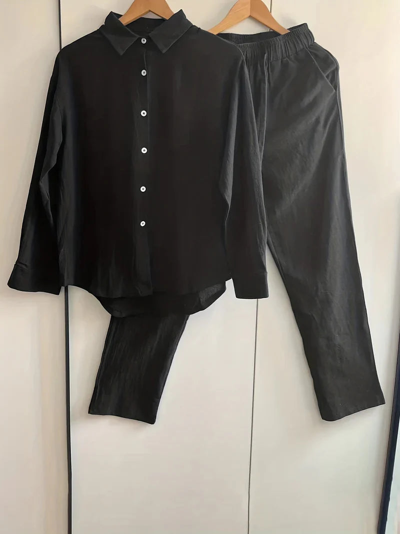 Casual and Elegant Women's Set