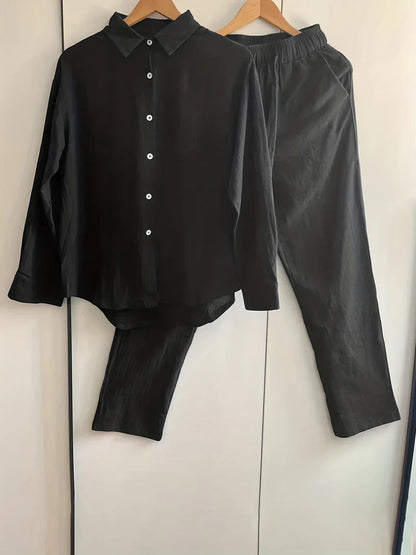 Casual and Elegant Women's Set